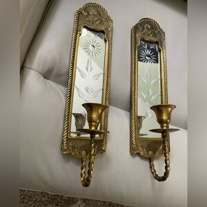 🕯️ Mirrored Sconces 🕯️